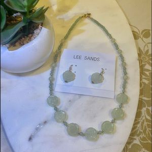 Vintage pastel green jade necklace & earrings